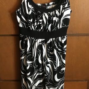Summer dress great for work, night out, or fun